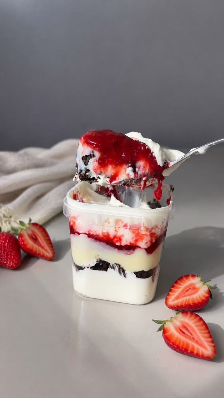 STRAWNIE Cakoa